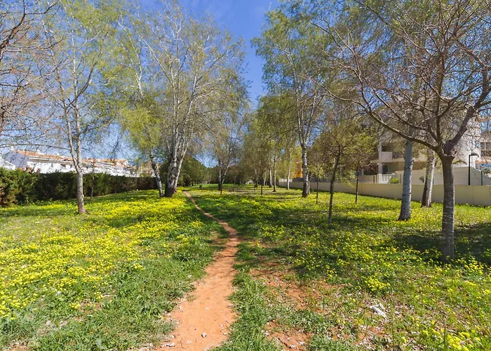 El De Adela デニア